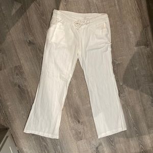 Billabong white cotton casual beach pants.